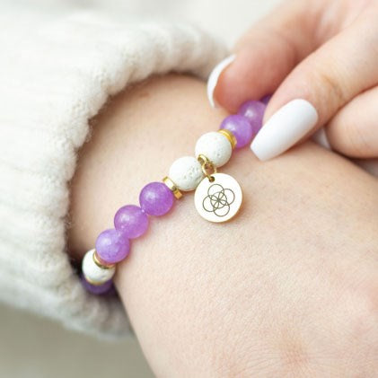 Calm & Clarity – Amethyst Crystal & Aromatherapy Bracelet